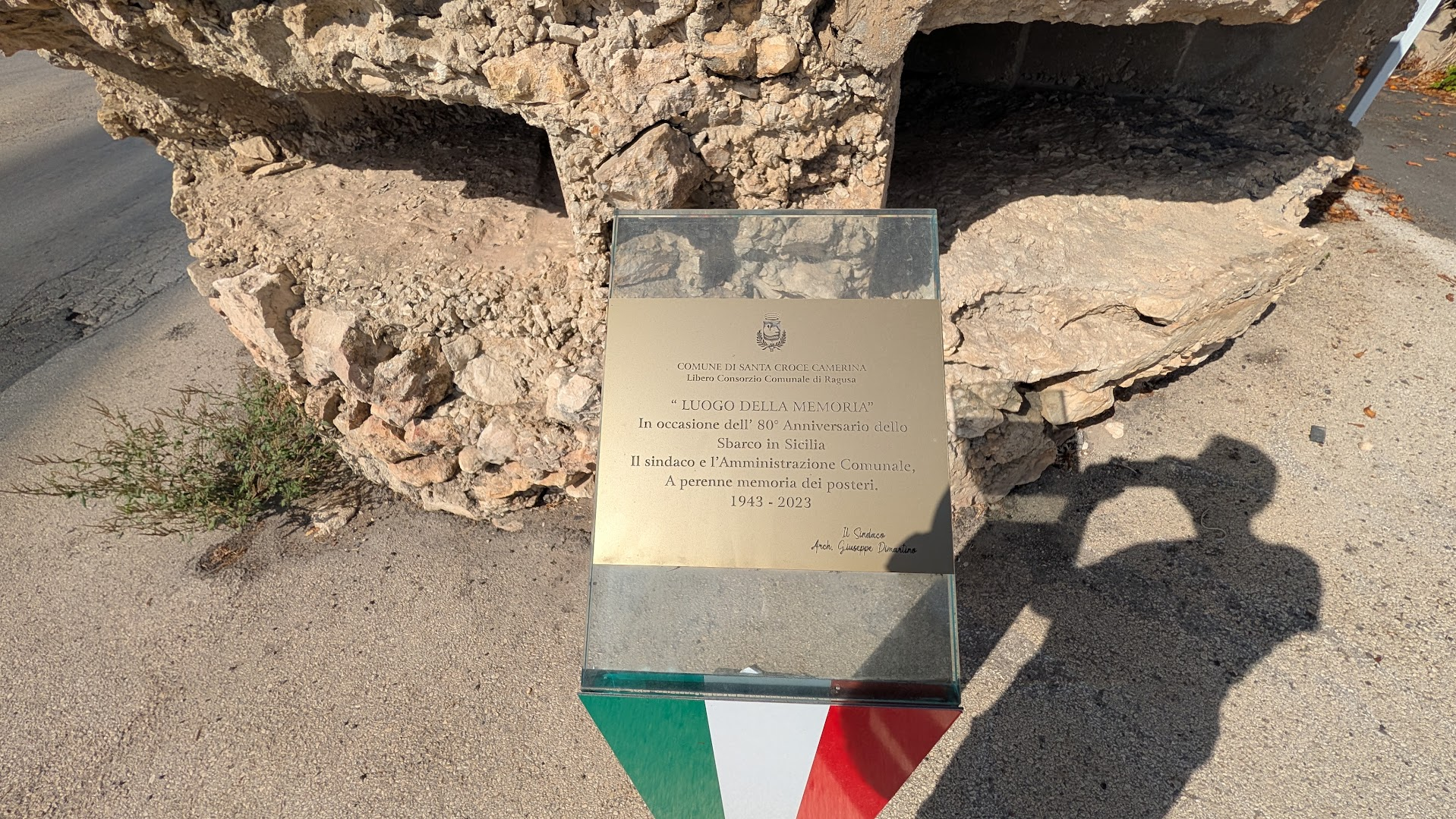 Luogo della Memoria plaque at the Santa Croce Camerina bunker, marking the 80th anniversary of the Sicily landing, 1943-2023